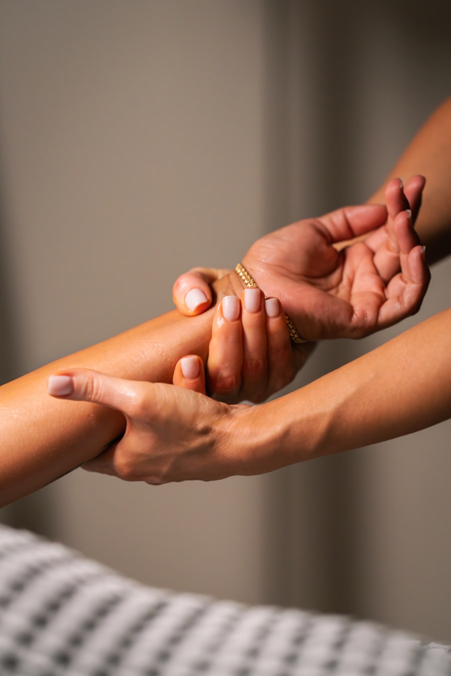 Supporting the body's response to physical stress